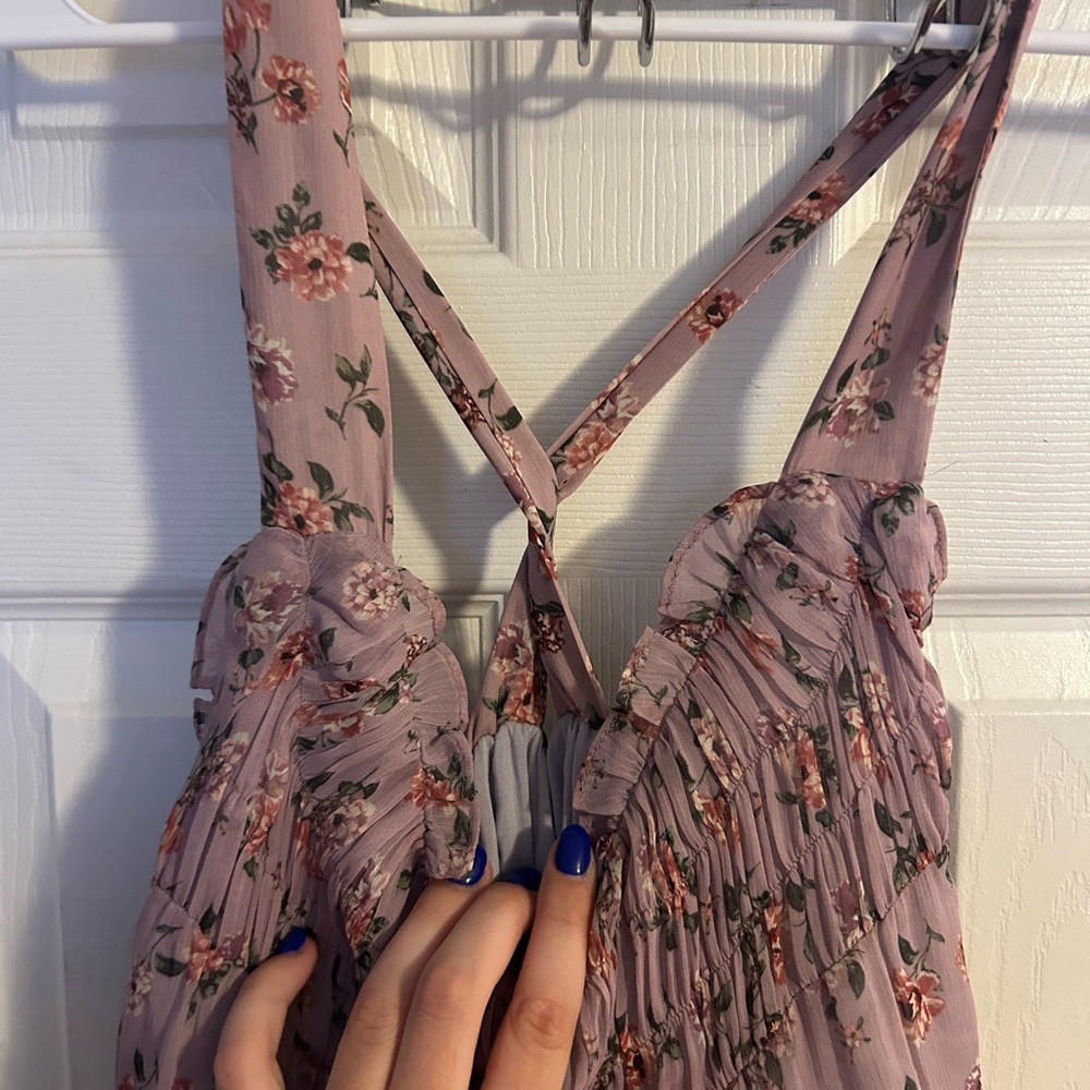 Open Back Dress - Picture 7 of 9